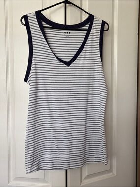 Three Dots White & Navy Striped V-Neck Tank